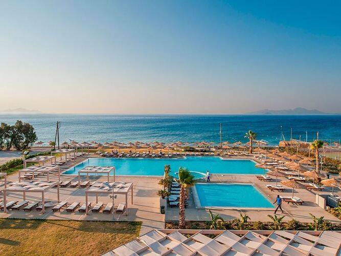 Akti Palace Hotel