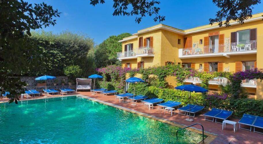 Cleopatra Hotel