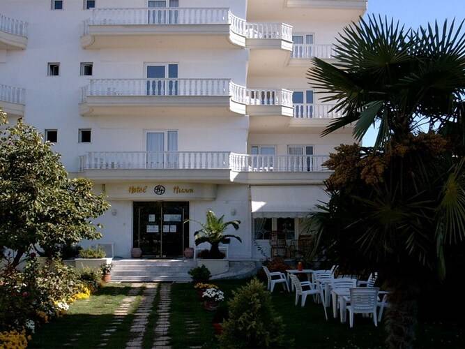 Ioni Hotel