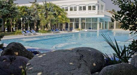 Metropole Terme Hotel (Ex.Metropol Hotel) 4* Metropole Terme Hotel (Ex.Metropol Hotel) 4*