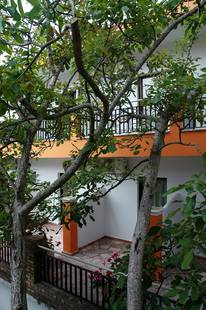 Omirikon Hotel & Apartments