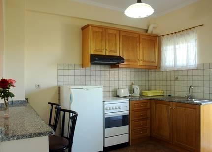 Omirikon Hotel & Apartments