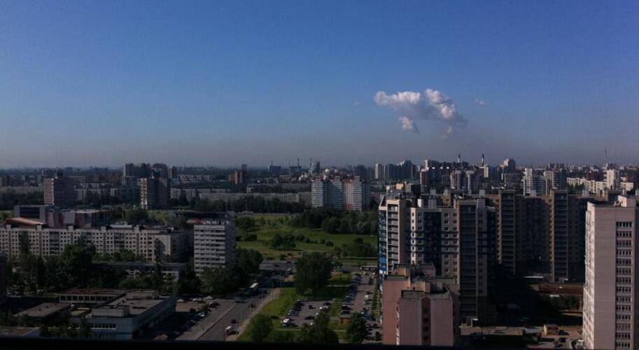 На Учительской 18