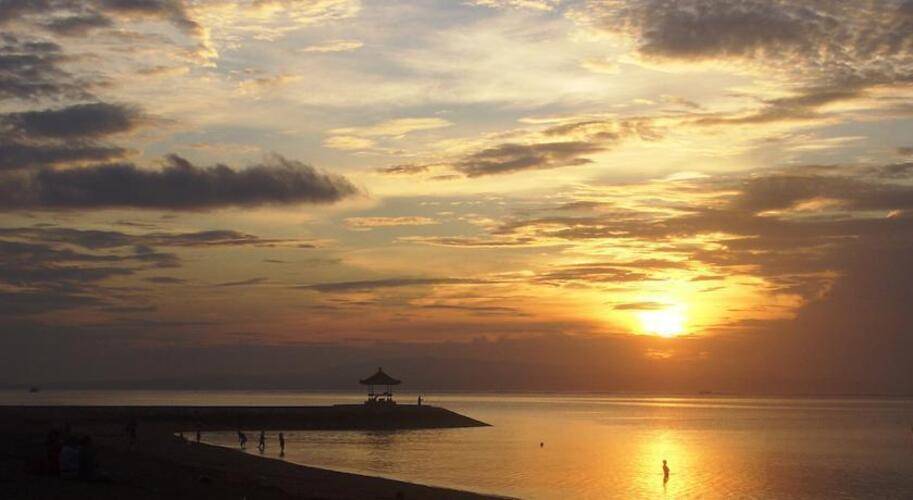 Hotel Jati And Home Stay