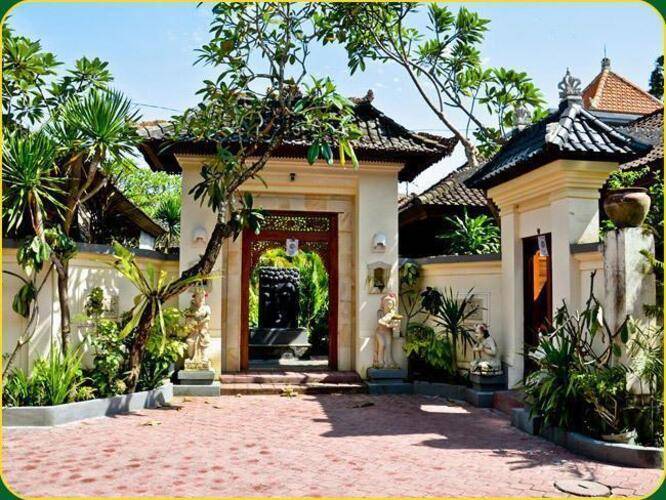 Hotel Jati And Home Stay