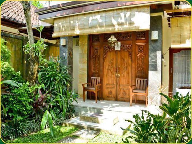 Hotel Jati And Home Stay