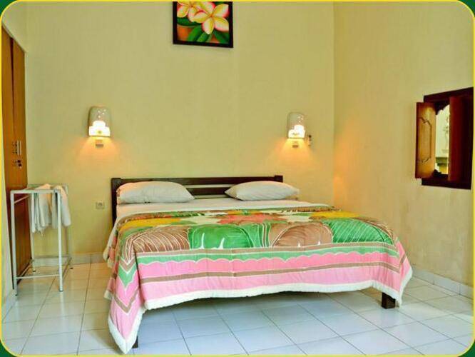 Hotel Jati And Home Stay