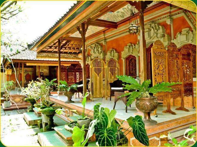 Hotel Jati And Home Stay