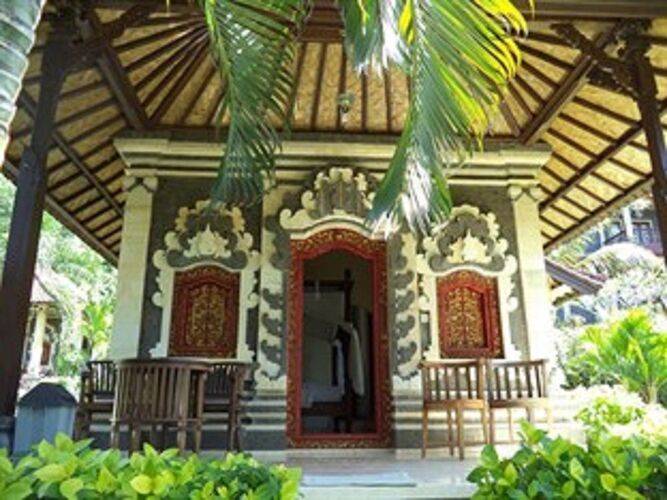 Coral Bay Bungalow (Ex Deddys Beach Bungalows)