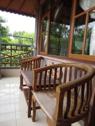Paradise Palm Beach Bungalows