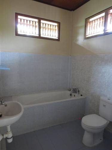 Paradise Palm Beach Bungalows