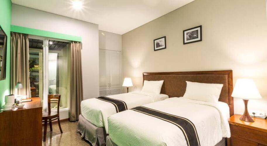 Kutabex Beach Front Hotel