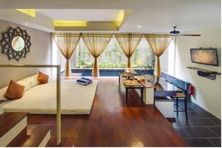 18 Suite Villa Loft At Kuta