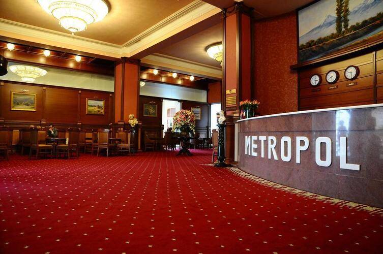 Metropol Hotel