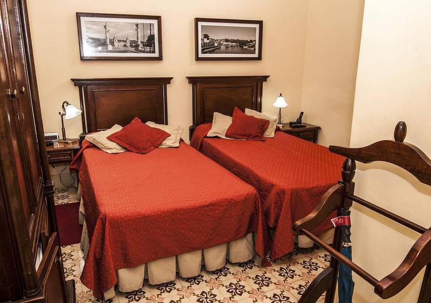 E Velasco Hotel