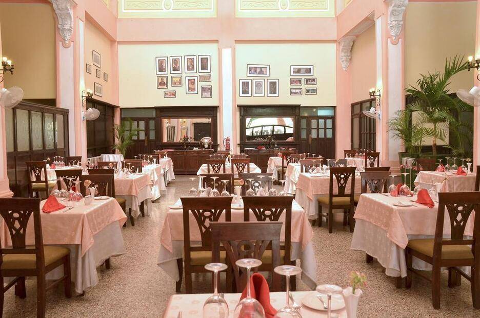 E Velasco Hotel