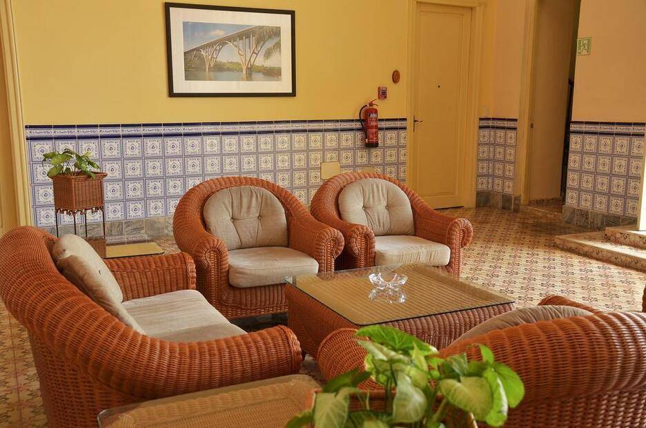 E Velasco Hotel