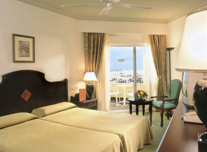 Riu Oliva Beach Resort
