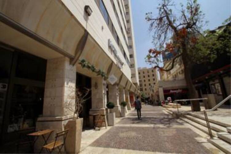 Shani Hotel