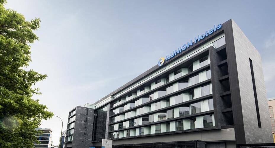Ilunion Atrium Hotel