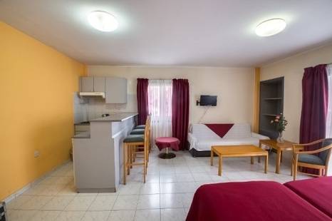 Lobelia Park Beach Annex