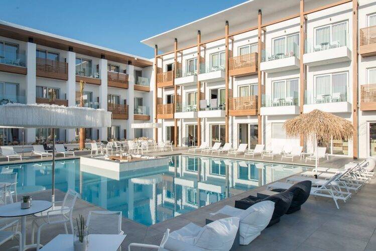 Ammos Beach Hotel (Adults Only 17+)