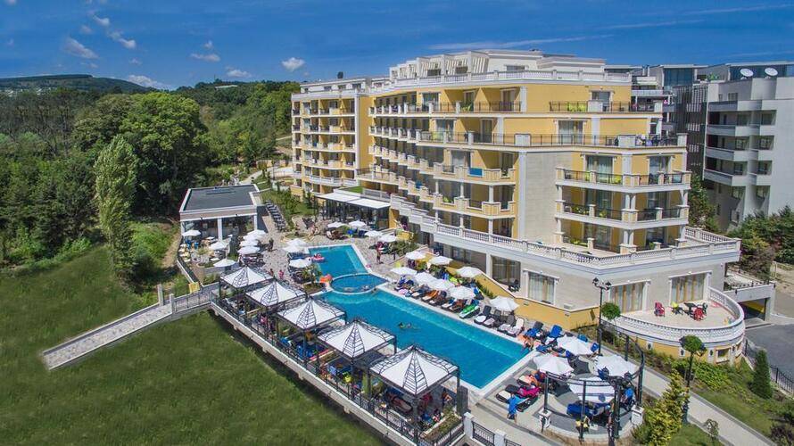 Marina Sands Obzor Beach