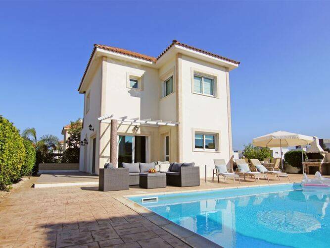 Villa Cavo Greco