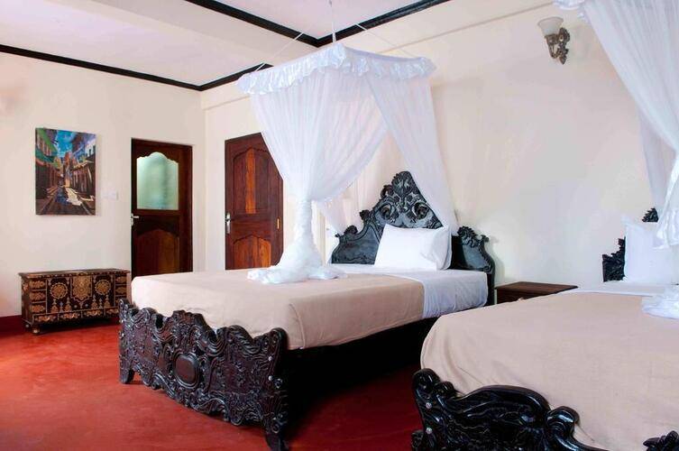 Forodhani Park Hotel