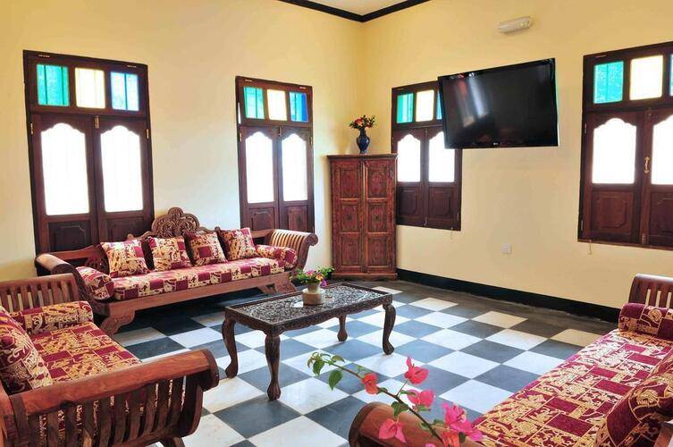 Forodhani Park Hotel