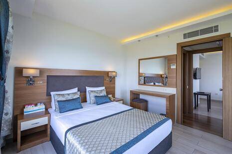 Miarosa Incekum West Resort