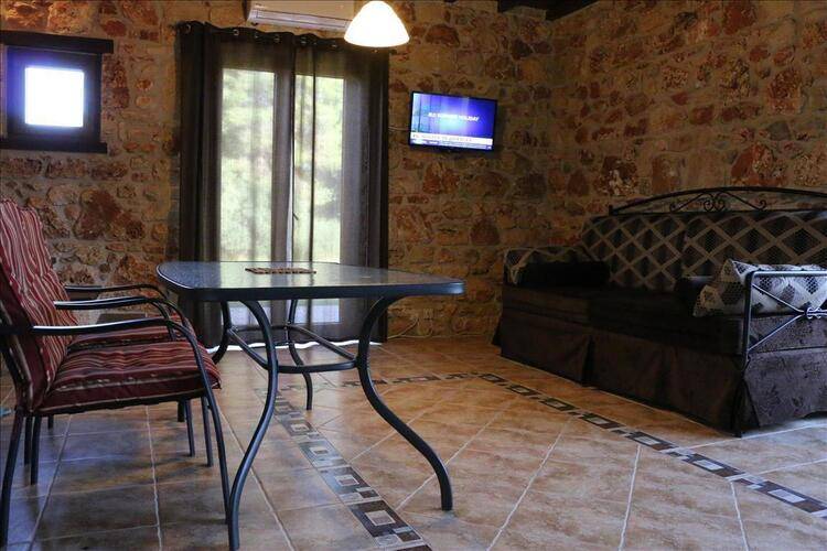 2 Bedroom Maisonette In Kriopigi