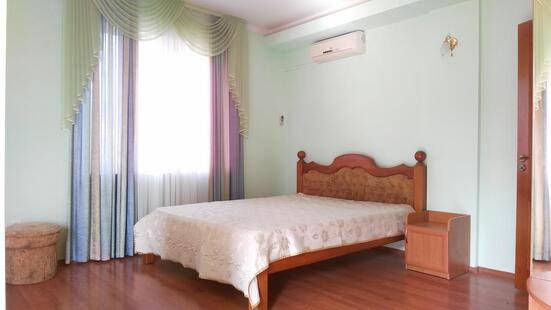 Отель Афродита