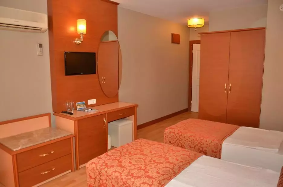 Kleopatra Dreams Beach