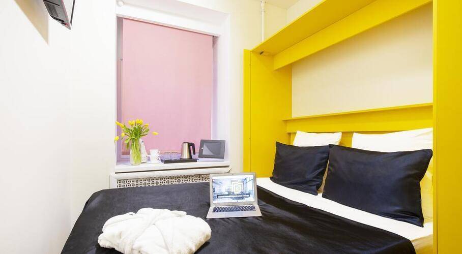 Smart Welcome Hotel