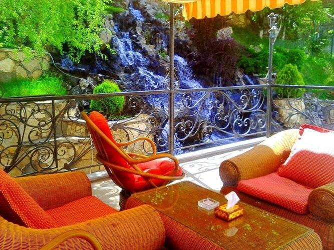 Park Avenue Hotel
