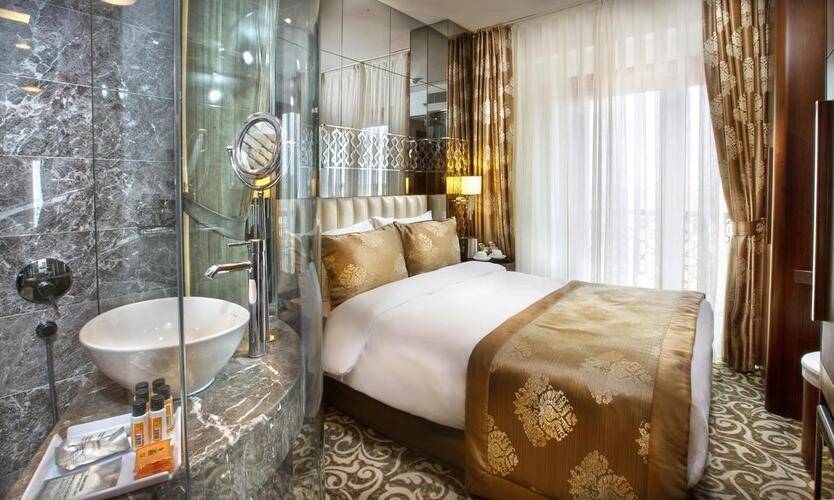 Pera Center Hotel