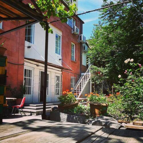 Хостел Jr's House