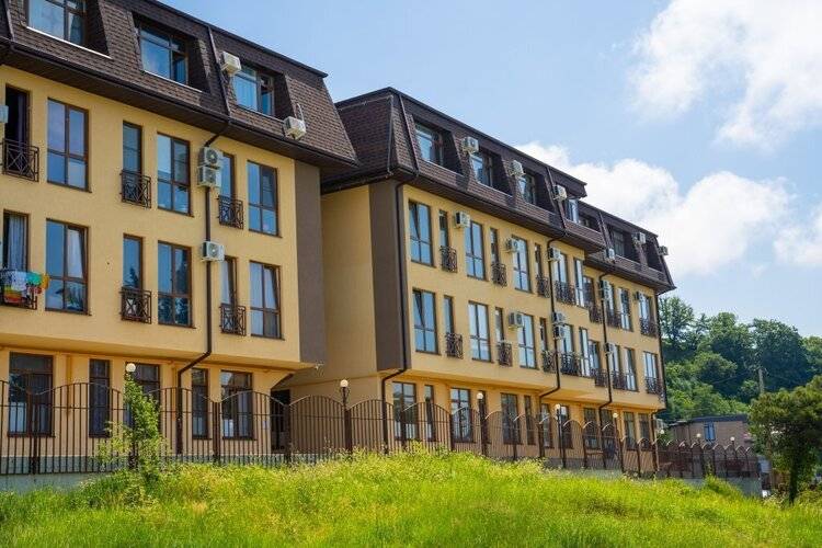 More Apartments На Бакинской 36