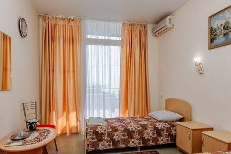 Отель Макопсе