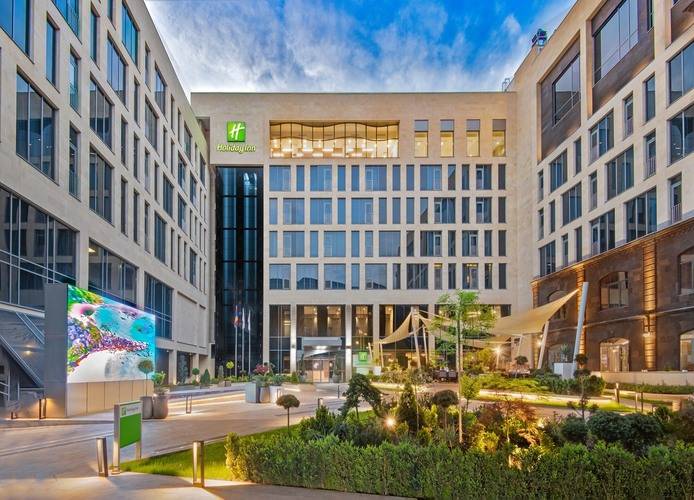 Holiday Inn Republic Square