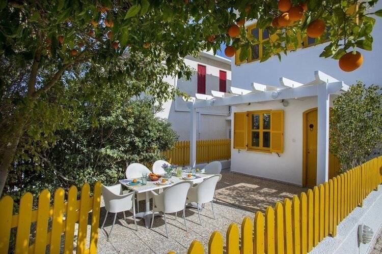 Protaras Dandelion Cottage