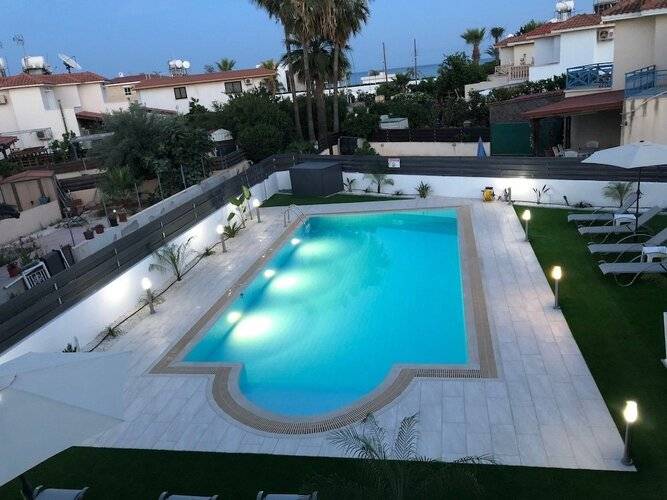 Long Beach Garden