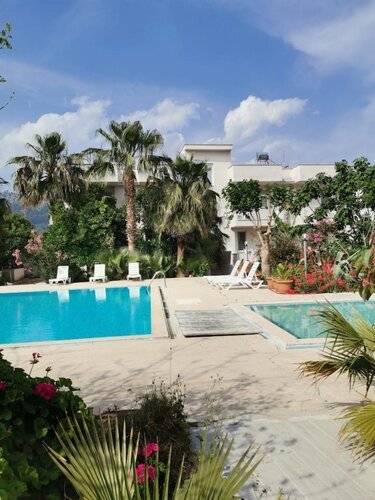 Kiris Garden Hotel