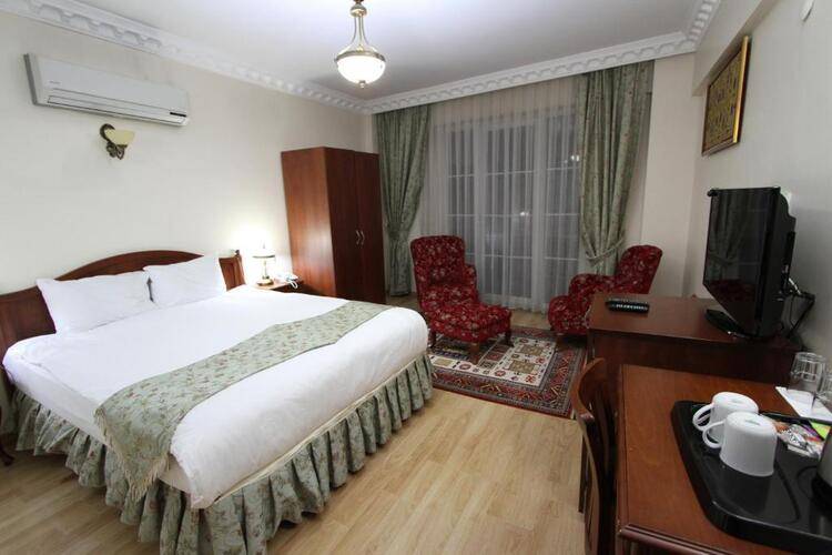 Basileus Hotel
