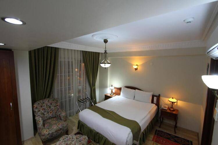 Basileus Hotel