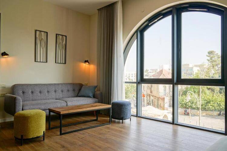 Apartique Boutique Hotel