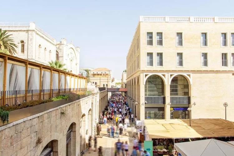 Shlomtzi Hotel