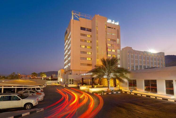 Al Falaj Hotel