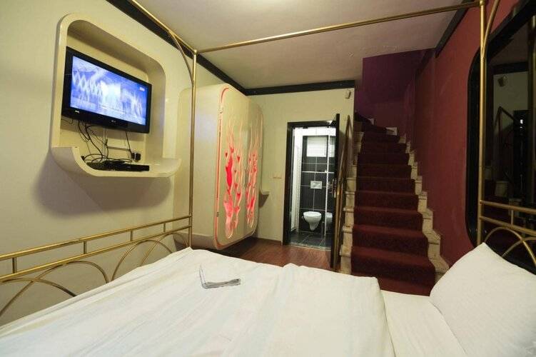 Element Suites